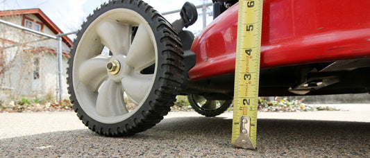 The Right Mowing Height for Wisconsin Lawns: A Sheboygan County Lawn Care Guide
