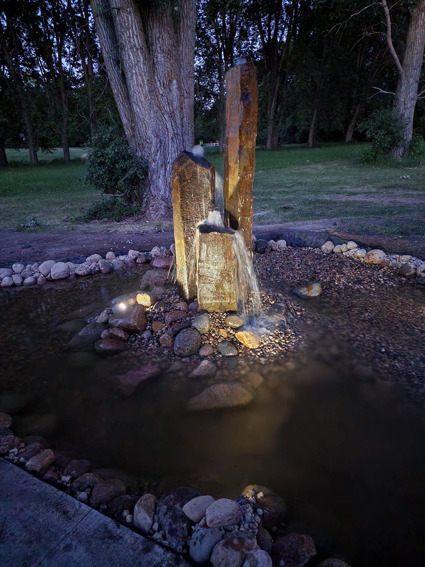 Easy Pro Tranquil Décor Large Natural Top Basalts - One each 3', 5' and 7'