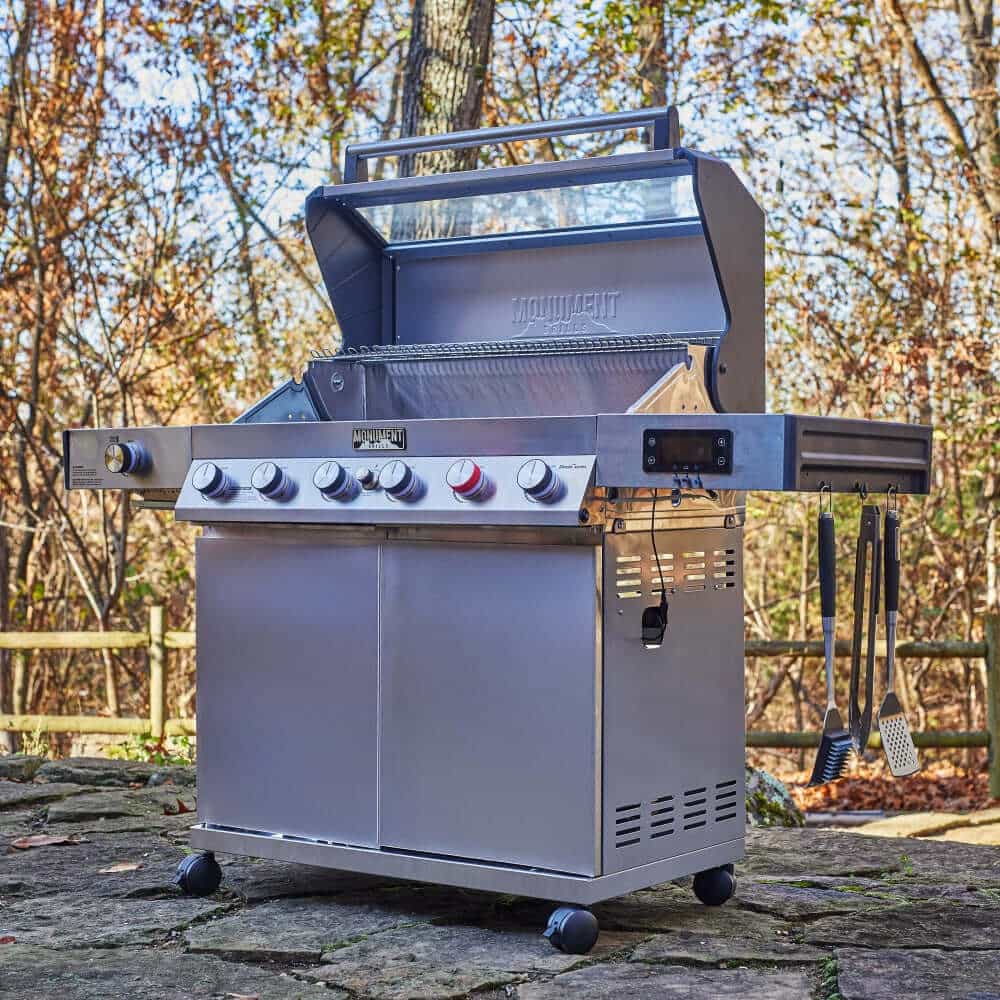 Denali 605Pro | Stainless Smart Propane Gas Grill