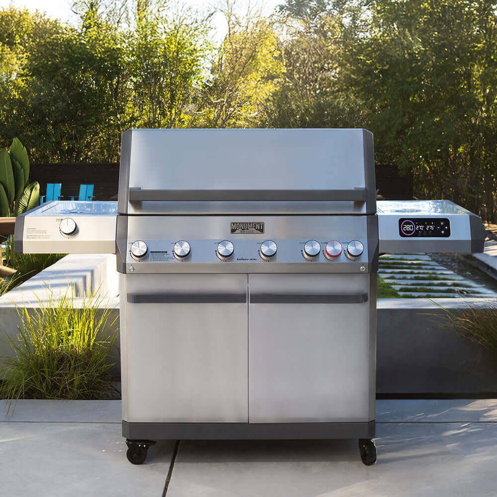 Eminence 605 | Master Power Stainless Natural/Propane Gas Grill